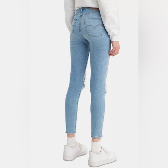 NWT💖 Levi's Jeans 721 High Rise Ankle Skinny Distressed Light Wash Size W29 - Picture 2 of 12